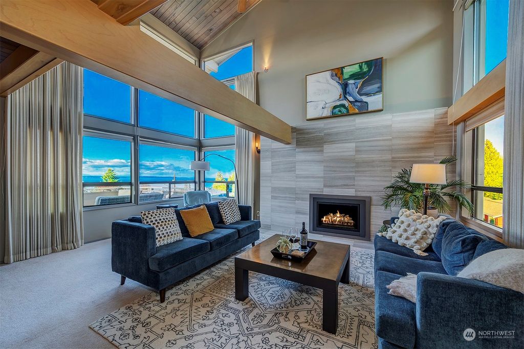 Photo of 936 Maple Street, Edmonds, WA 98020 (MLS # 2076891)