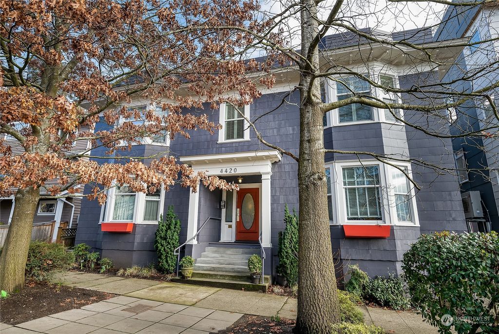 Photo of 4420 Dayton Avenue N #4, Seattle, WA 98103 (MLS # 2197542)