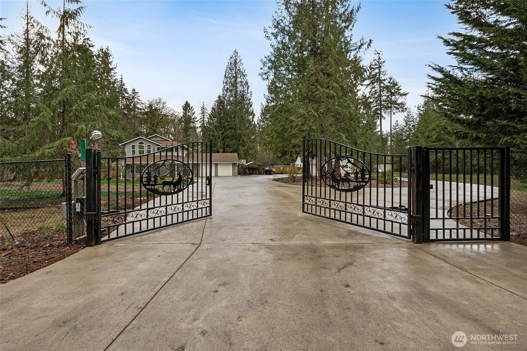 Photo of 31617 200th Avenue SE, Kent, WA 98042 (MLS # 2454907)