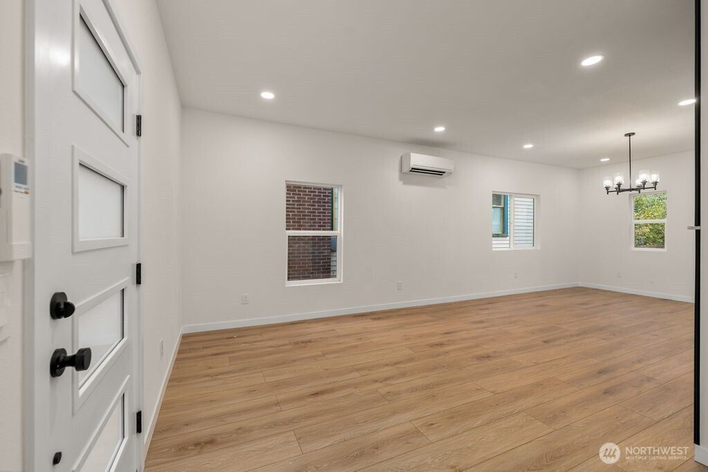 Photo of 161 18th Avenue, Seattle, WA 98122 (MLS # 2451257)