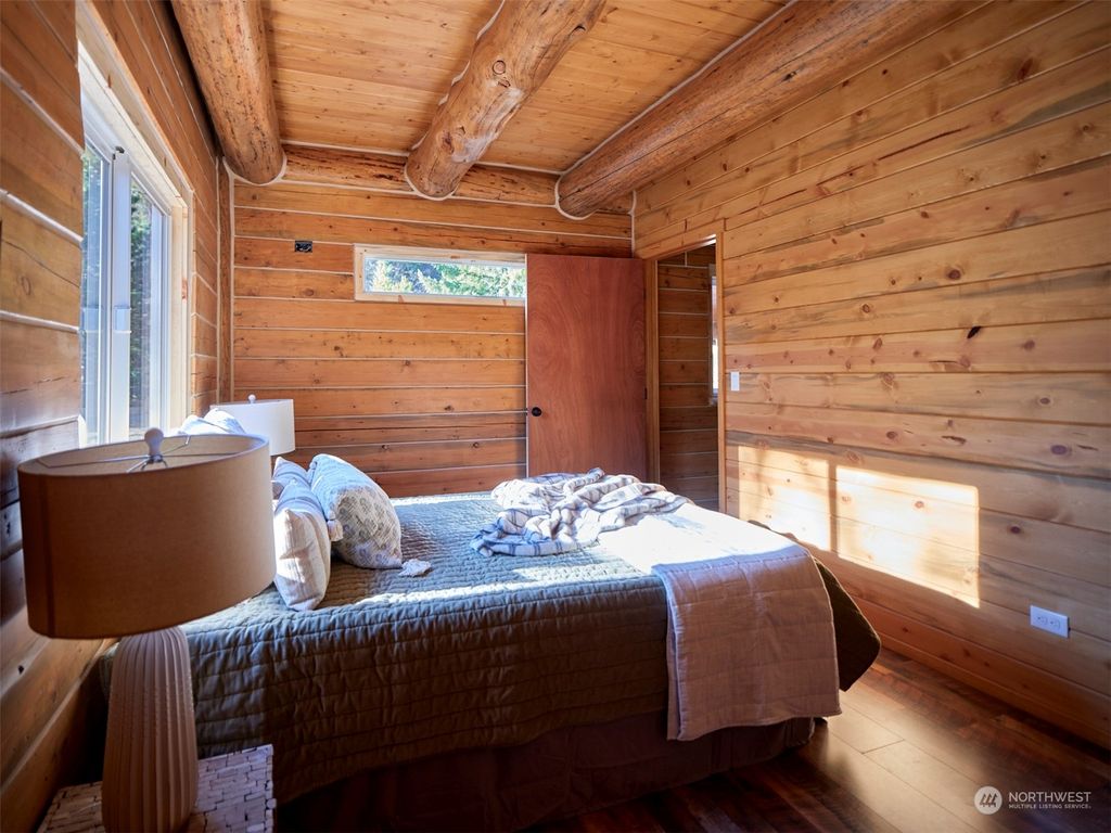 listing image 9363308385765354998