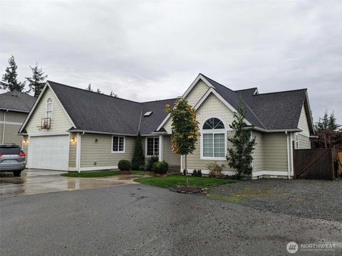 Photo of 217 Noble Street, Sumas, WA 98295 (MLS # 2428503)