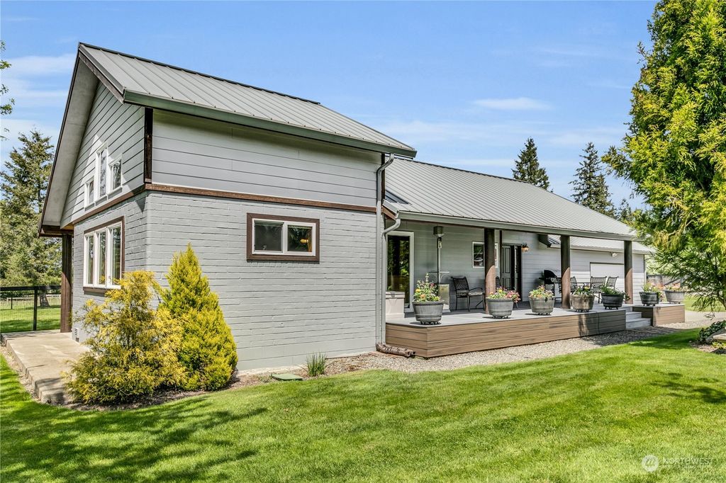 listing image 9363813337402015621