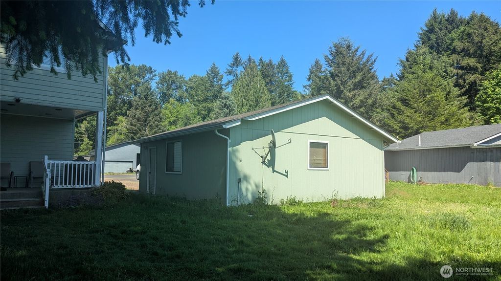 Photo of 117 Enchanted Valley Drive N, Vader, WA 98593 (MLS # 2523224)