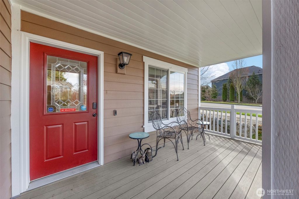 Photo of 230 202nd Street SW, Lynnwood, WA 98036 (MLS # 2496163)