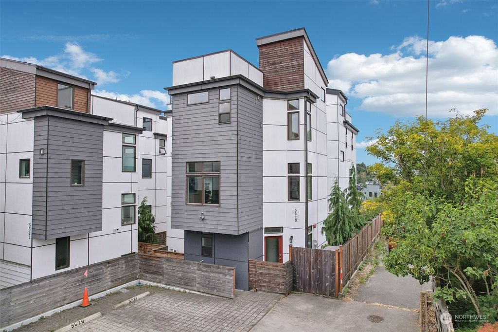 Photo of 5529 34th Avenue NW, Seattle, WA 98107 (MLS # 2277343)