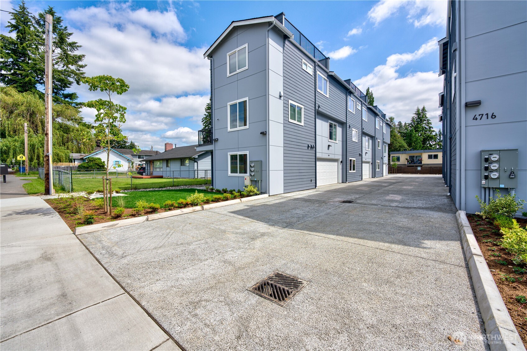 4716 Grove Street NE 101