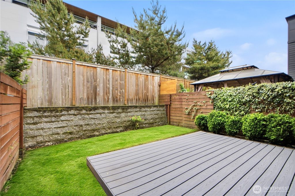 Photo of 732 4th Court S #A, Kirkland, WA 98033 (MLS # 2522806)