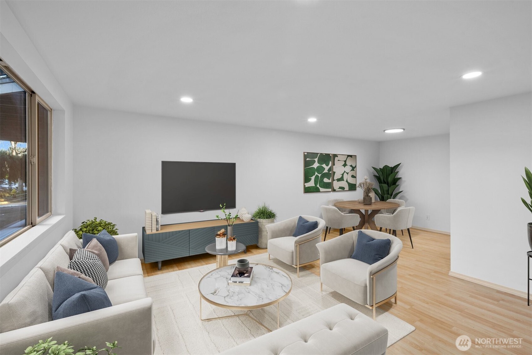 3834 175th Avenue NE 22