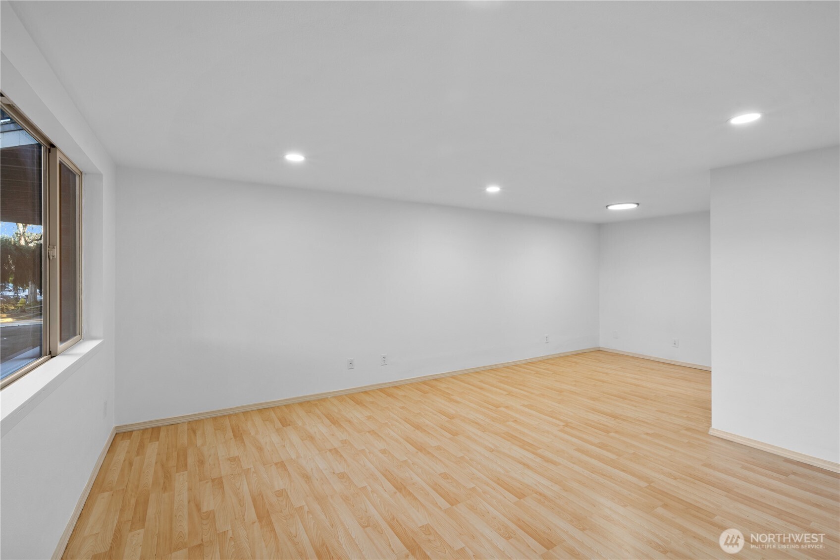 3834 175th Avenue NE 22