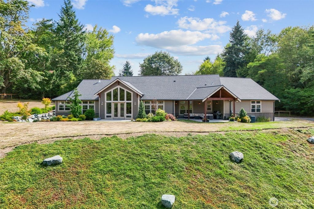 Photo of 7015 61st Avenue SE, Snohomish, WA 98290 (MLS # 2424045)