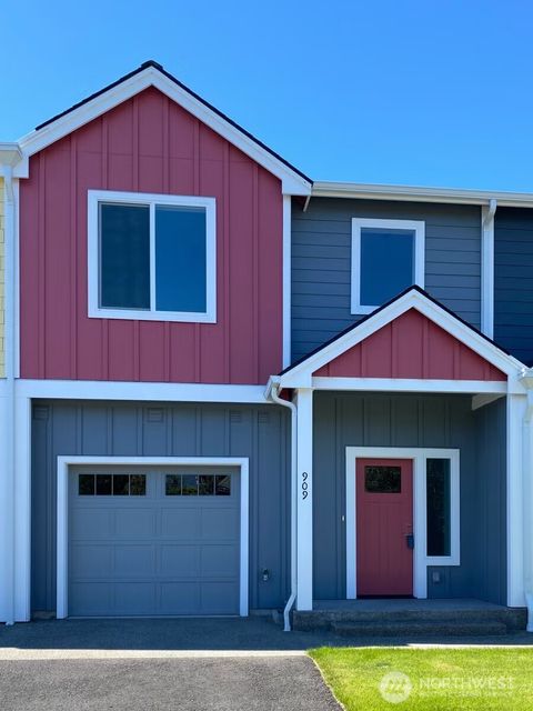 909 Washington Avenue S Long Beach WA 98631