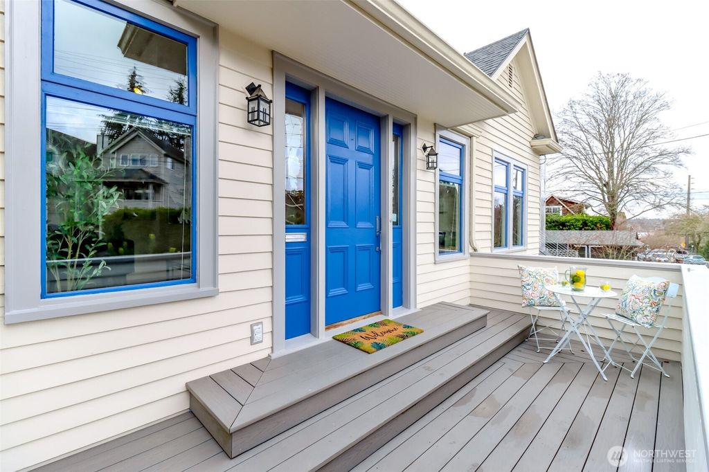 Photo of 5561 Wallingford Avenue N, Seattle, WA 98103 (MLS # 2341664)