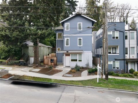 Photo of 2613 3rd Avenue W, Seattle, WA 98119 (MLS # 2492413)