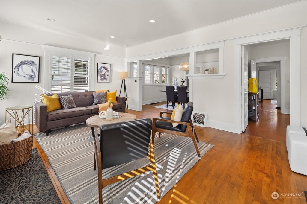 Photo of 4700 4th Avenue NE, Seattle, WA 98105 (MLS # 2229995)