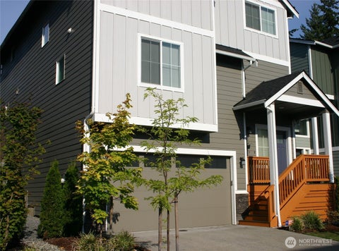 Photo of 12104 126th Avenue Ct E CT, Puyallup, WA 98374 (MLS # 2537816)