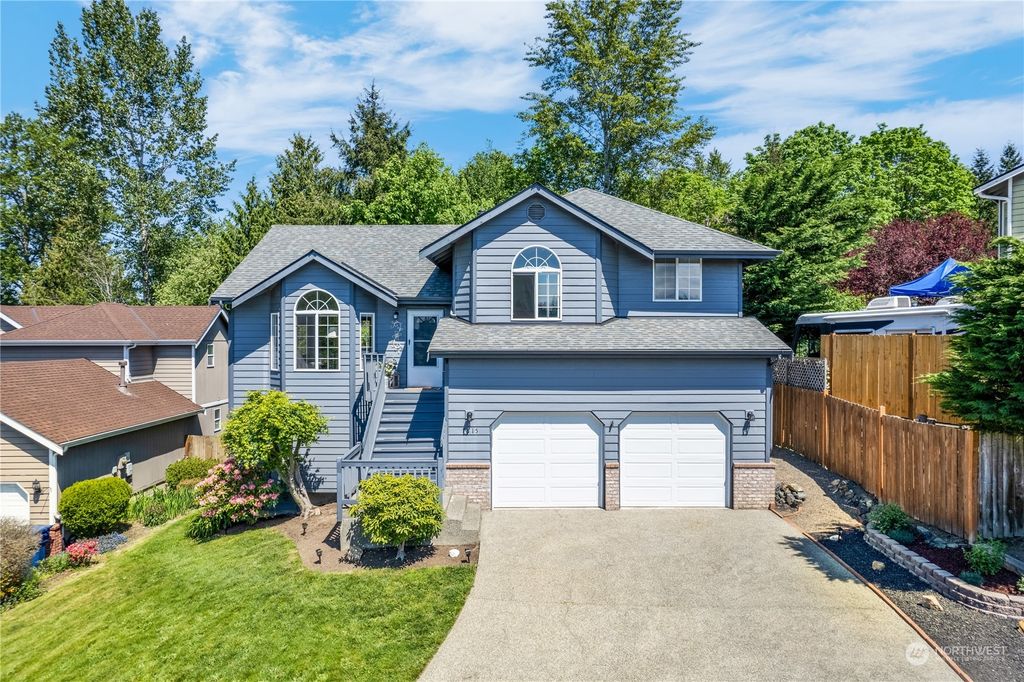 Photo of 7615 81st Place NE, Marysville, WA 98270 (MLS # 2068687)