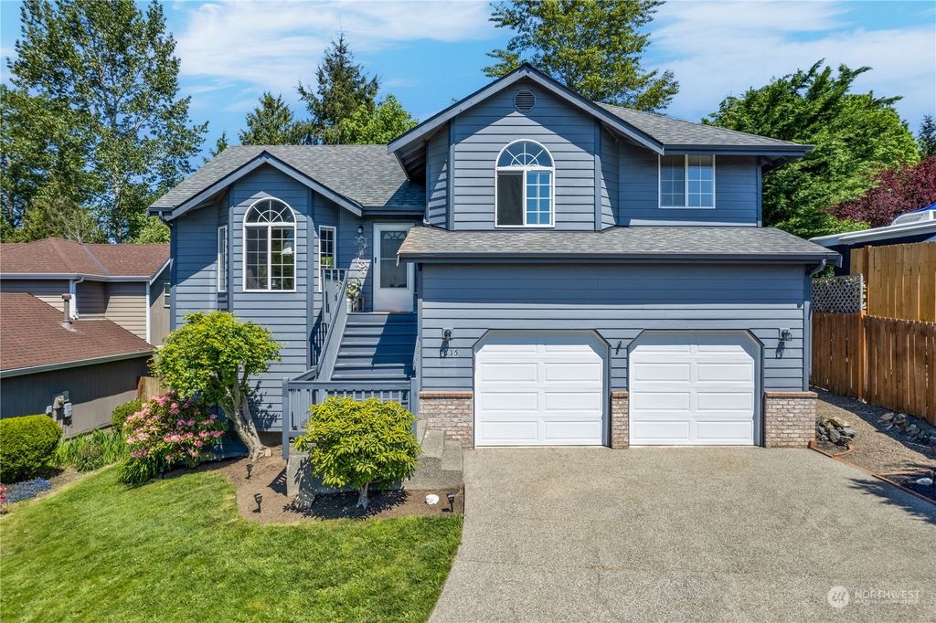 Photo of 7615 81st Place NE, Marysville, WA 98270 (MLS # 2068687)