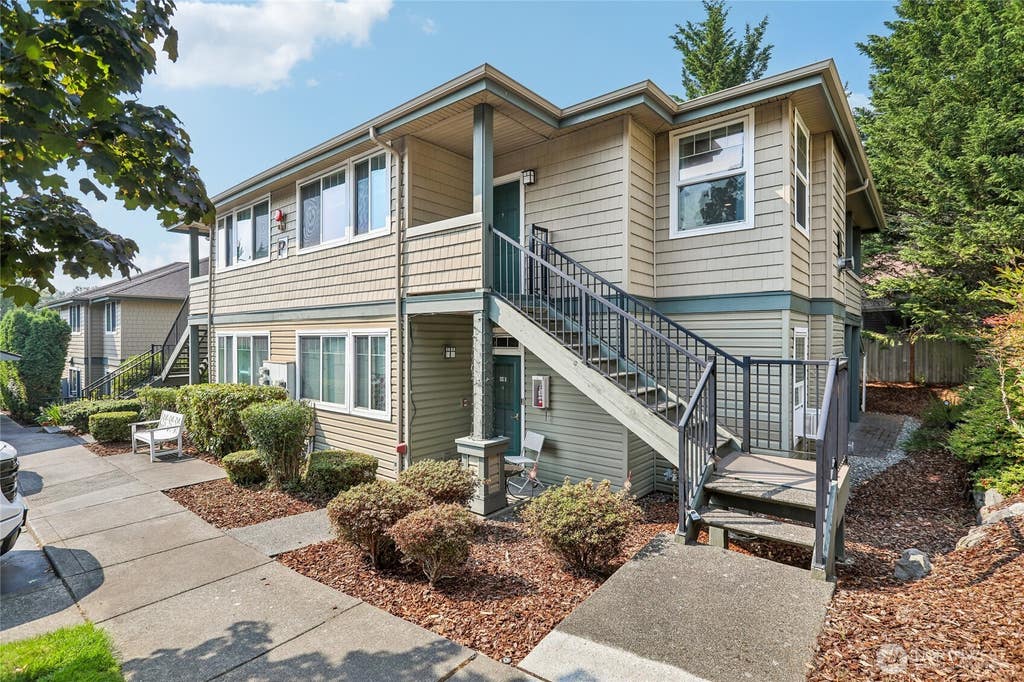 Photo of 1500 S 18th Street #P202, Renton, WA 98055 (MLS # 2565219)