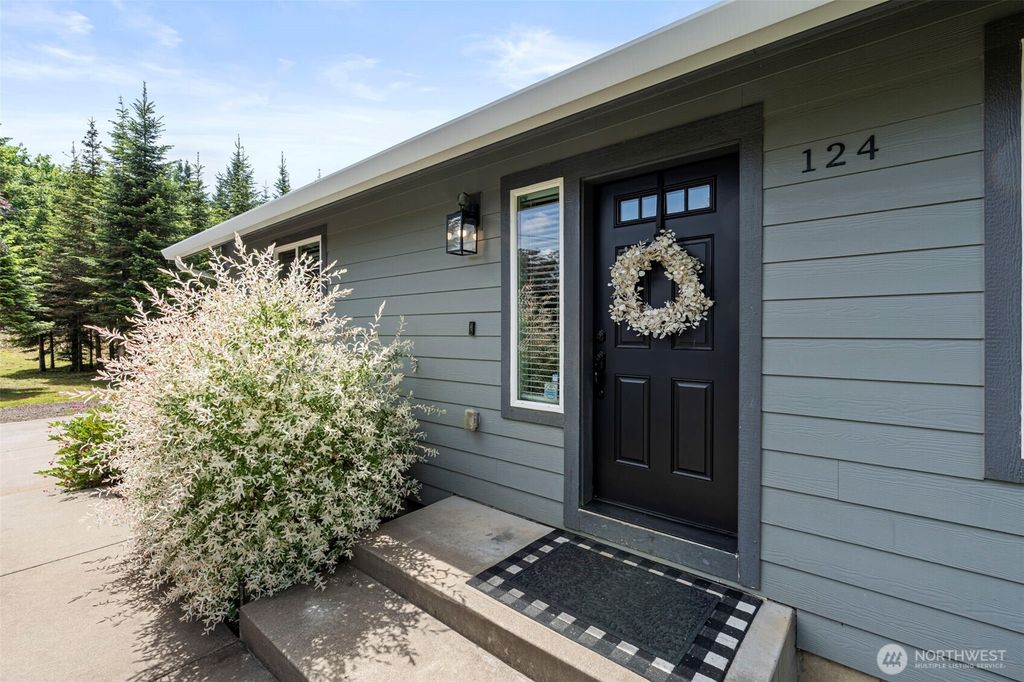 Photo of 124 Salkum Road, Salkum, WA 98582 (MLS # 2532831)