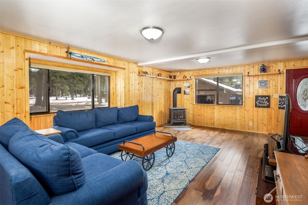 Photo of 180 Why Worry Lane, Ronald, WA 98940 (MLS # 2465783)