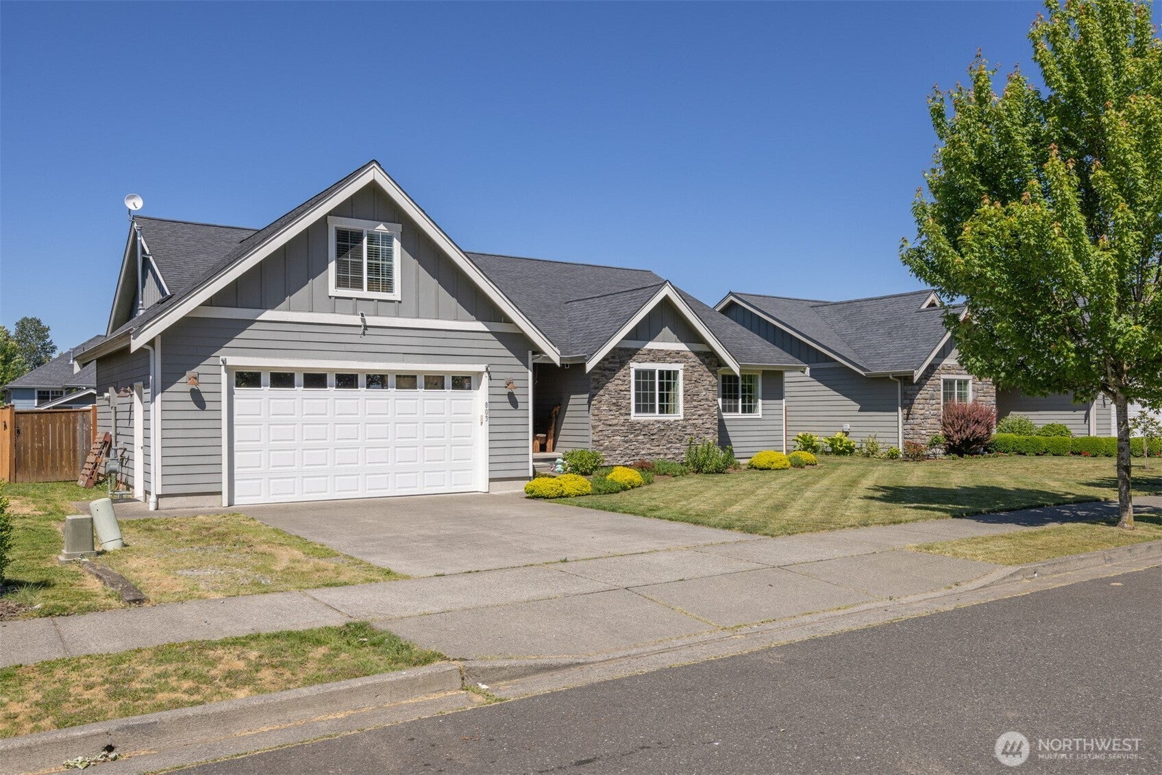 803 Mapleridge Drive