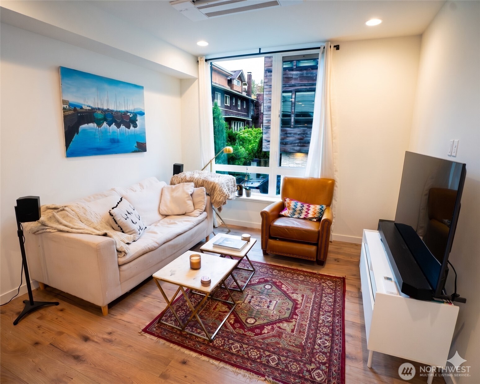 2624 Eastlake Avenue E B