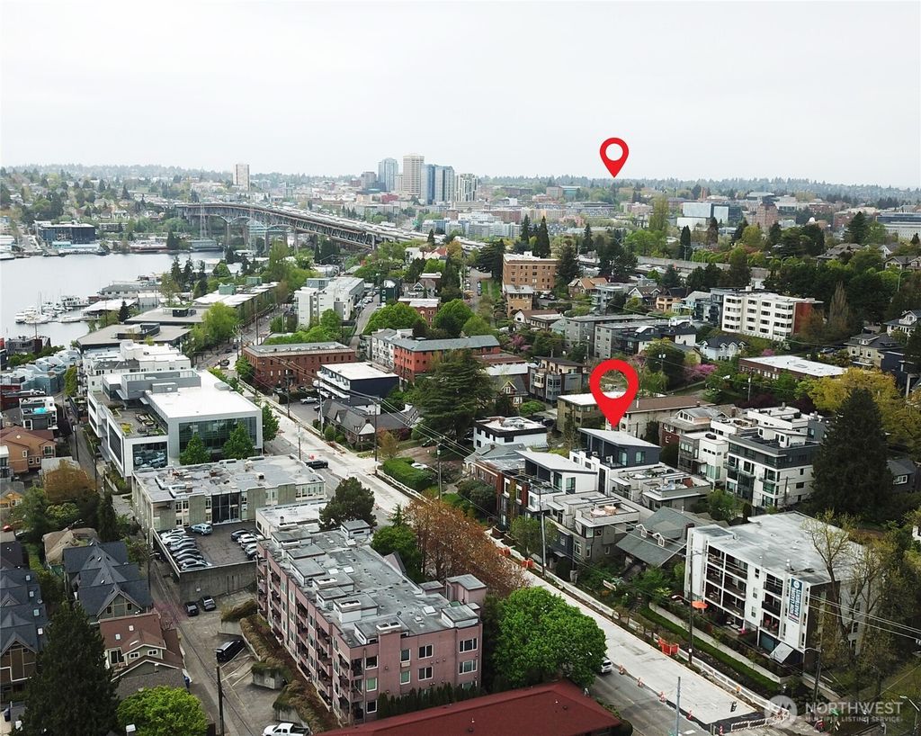 Photo of 2624 Eastlake Avenue E #B, Seattle, WA 98102 (MLS # 2512632)