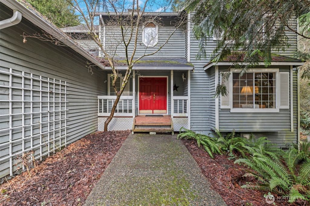 Photo of 16424 202nd Avenue NE, Woodinville, WA 98077 (MLS # 2333890)