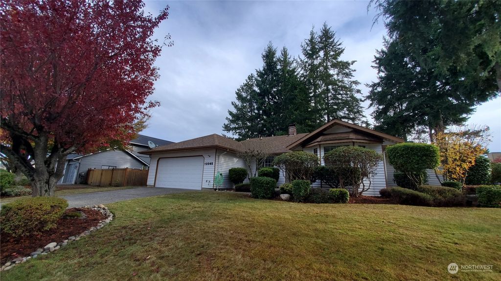 Photo of 13305 27th Drive SE, Mill Creek, WA 98012 (MLS # 1980116)