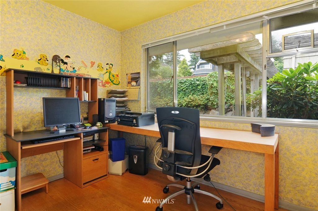listing image 9368012217879120336