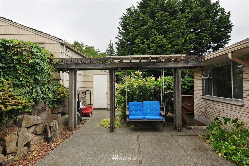 listing image 9369536636340348090