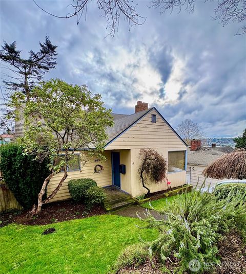 Photo of 309 NW 48th Street, Seattle, WA 98107 (MLS # 2482122)