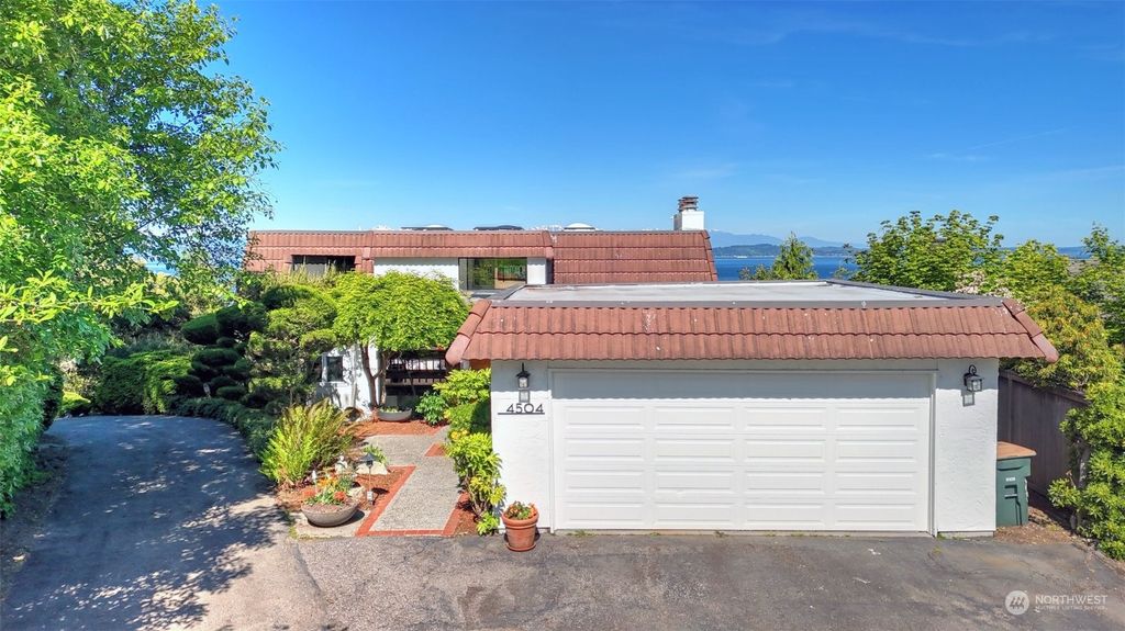 Photo of 4504 SW Roxbury Place, Seattle, WA 98136 (MLS # 2237551)