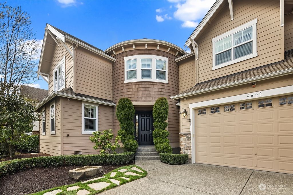Photo of 6609 Sword Fern Avenue SE, Snoqualmie, WA 98065 (MLS # 2208905)