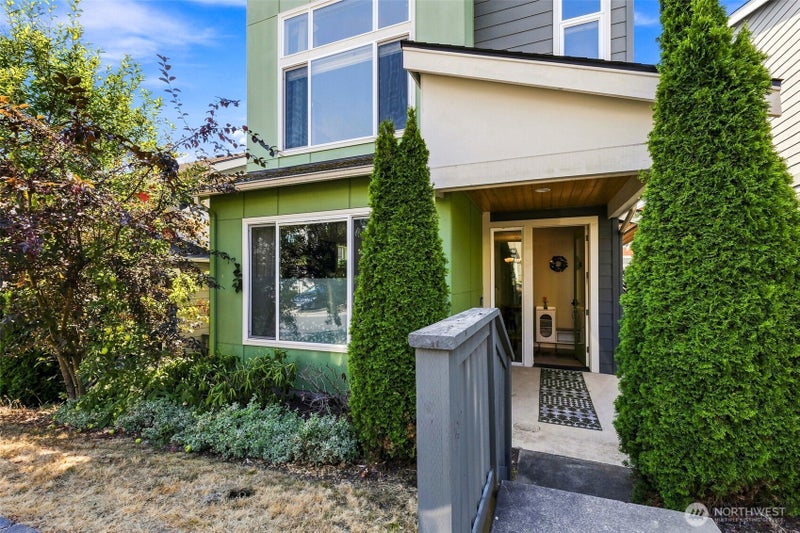 831 SW 96th Place