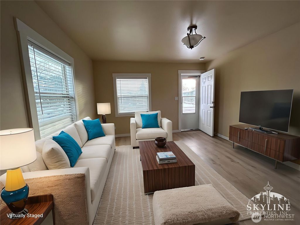 Photo of 2323 E Rich Avenue, Spokane, WA 99207 (MLS # 2467011)