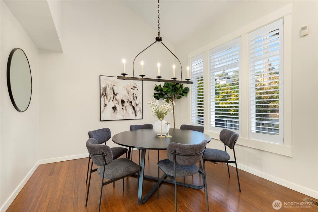 Photo of 3241 32nd Avenue W, Seattle, WA 98199 (MLS # 2561329)