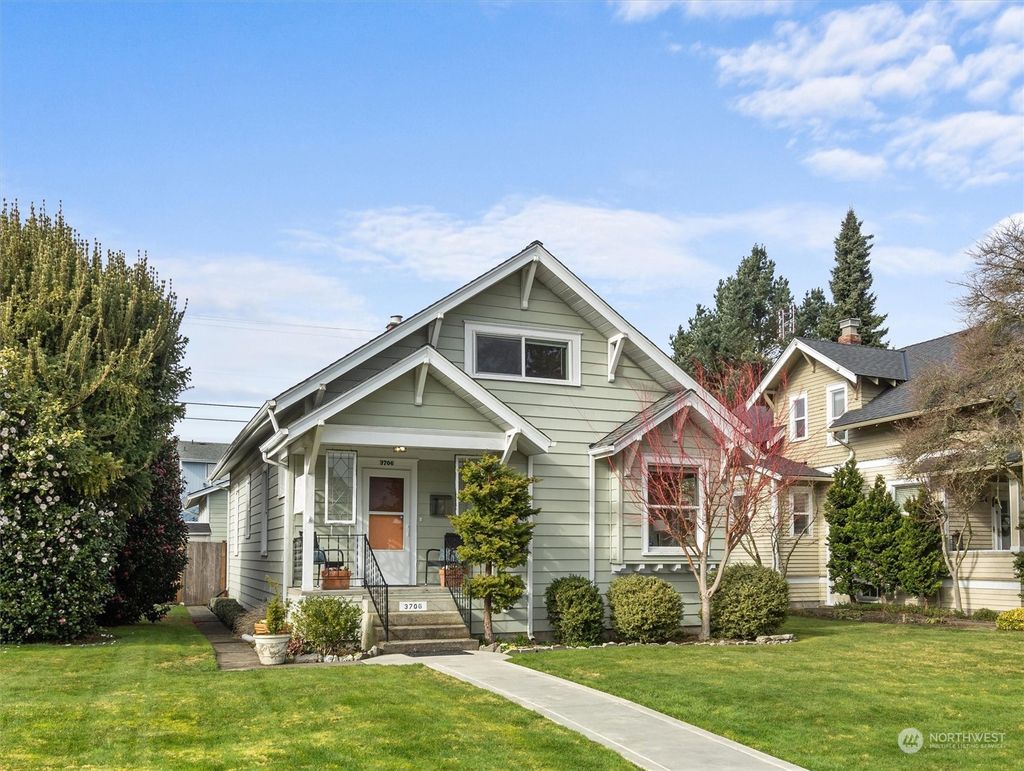 Photo of 3706 Wetmore Avenue, Everett, WA 98201 (MLS # 2205301)