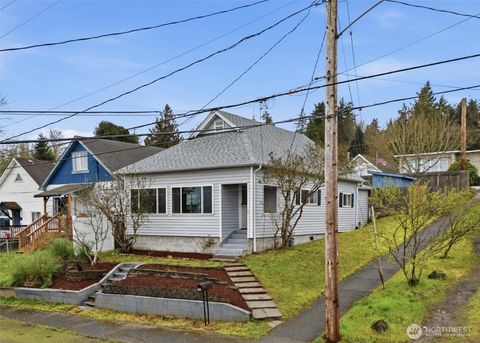 Photo of 403 S Lafayette Avenue, Bremerton, WA 98312 (MLS # 2498473)