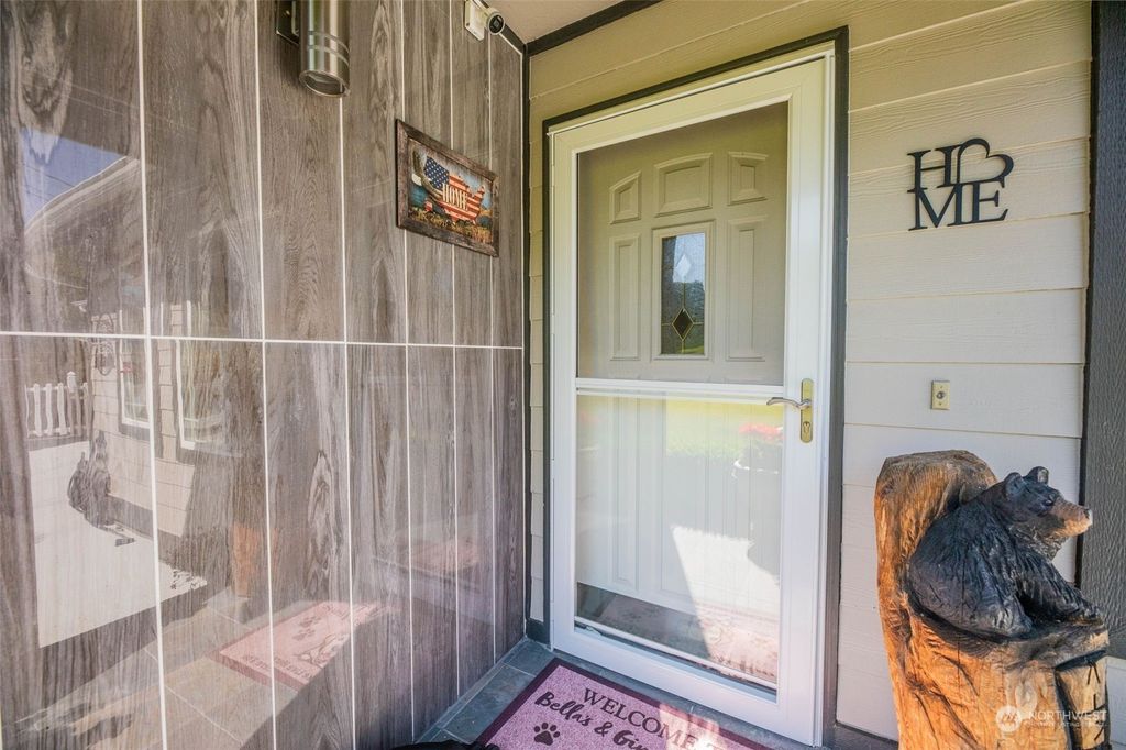 Photo of 626 79th Avenue SE, Lake Stevens, WA 98258 (MLS # 2264617)