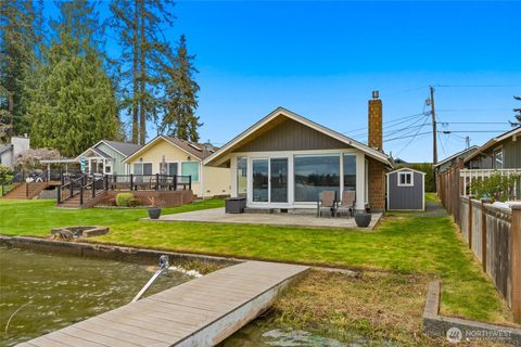 Photo of 4302 Peninsula Road, Stanwood, WA 98292 (MLS # 2514738)