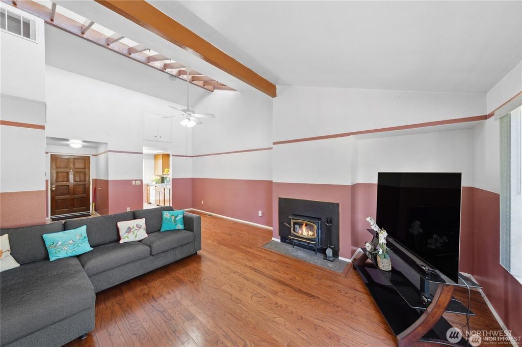 Photo of 13717 SE 256th Place, Kent, WA 98042 (MLS # 2351264)