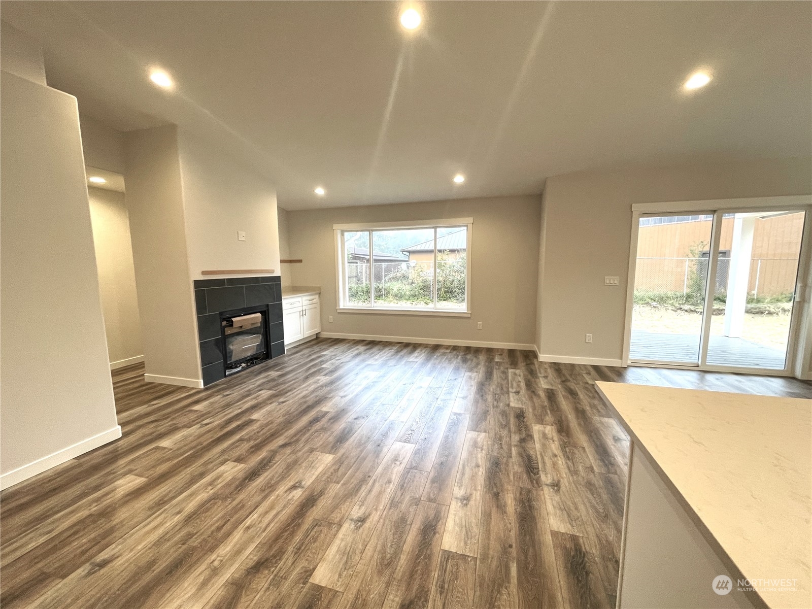 475 Inlet Avenue