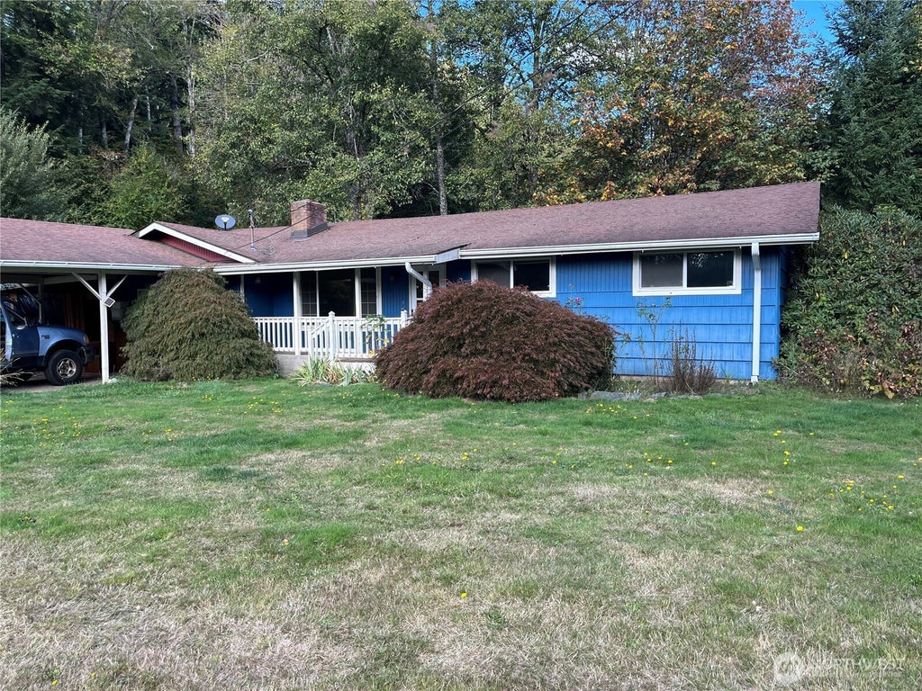 Photo of 898 Main Avenue, Morton, WA 98356 (MLS # 2587701)