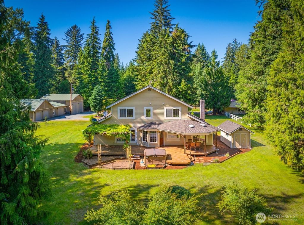 Photo of 17400 297th Avenue SE, Sultan, WA 98294 (MLS # 2401868)