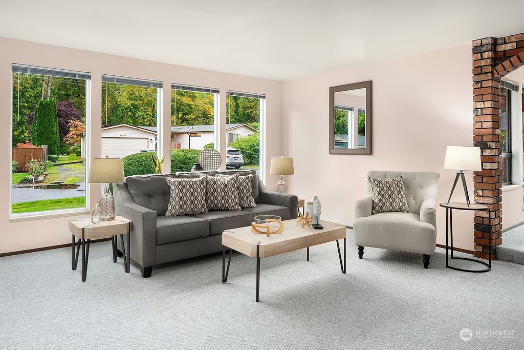 Photo of 15021 135 Avenue SE, Renton, WA 98058 (MLS # 2173450)