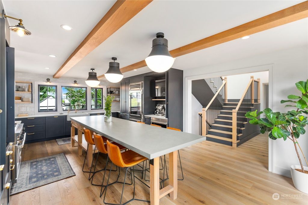 Photo of 7001 49th Avenue NE, Seattle, WA 98115 (MLS # 2202729)