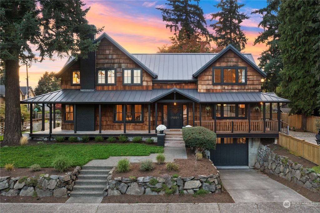 Photo of 7001 49th Avenue NE, Seattle, WA 98115 (MLS # 2202729)