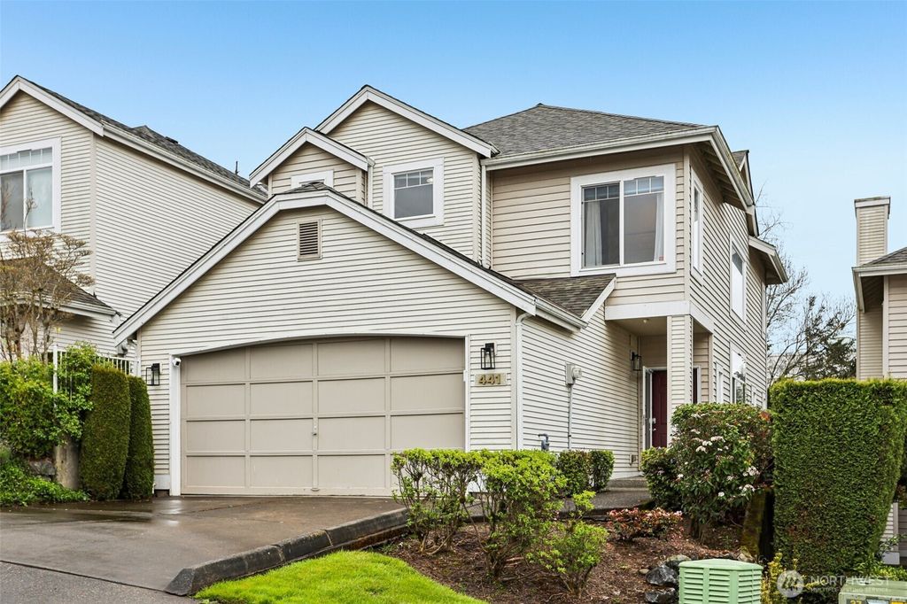 Photo of 441 S 51st Court, Renton, WA 98055 (MLS # 2516340)